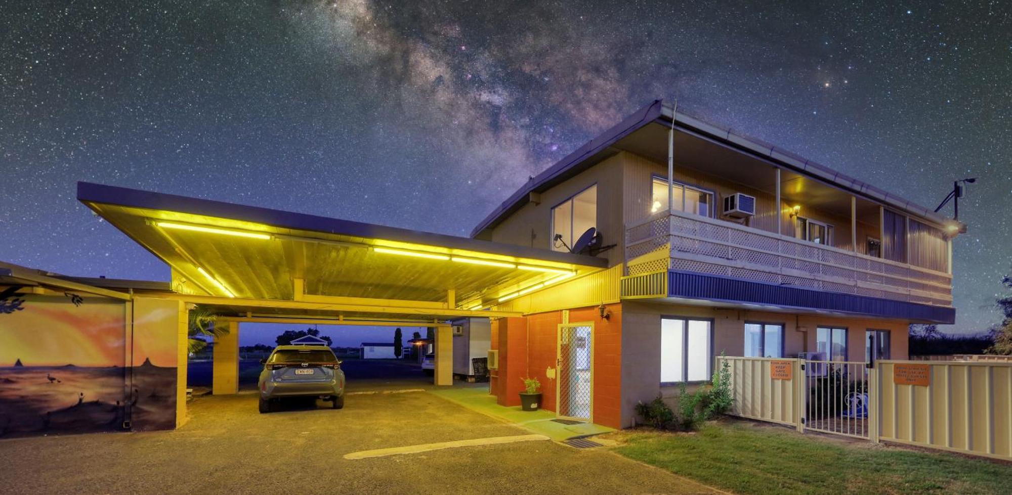 Artesian Motor Inn Under New Management Rams Motel Coonamble Zewnętrze zdjęcie
